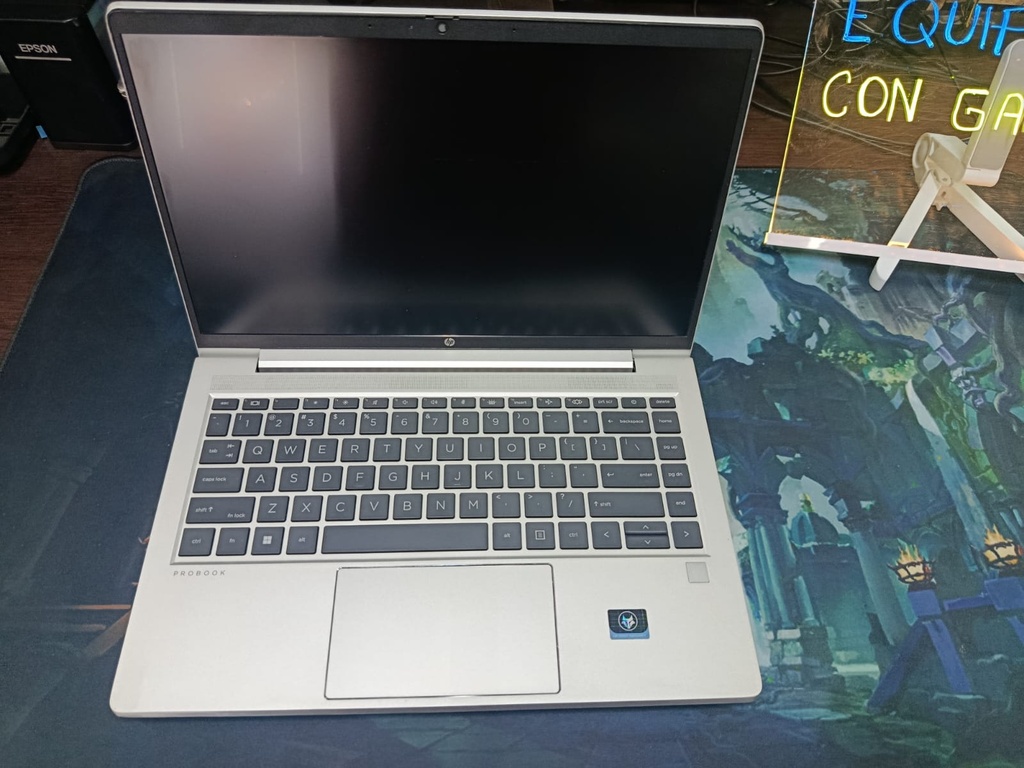 Laptop Corporativa HP ProBook 445 G9 — Pantalla 14" Full HD (AMD Ryzen 5 Serie 5000U 6-Cores / 16GB RAM / 512GB SSD NVMe / Gráficos Radeon)